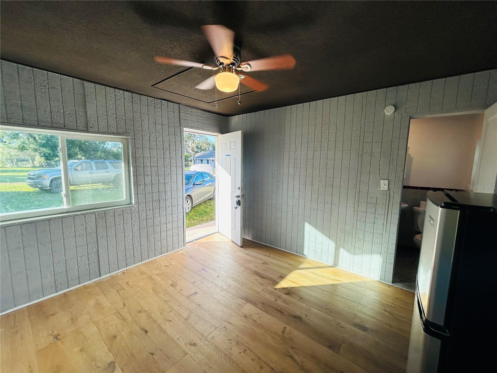 Image 6 of 26 For 8010 Us Highway 301