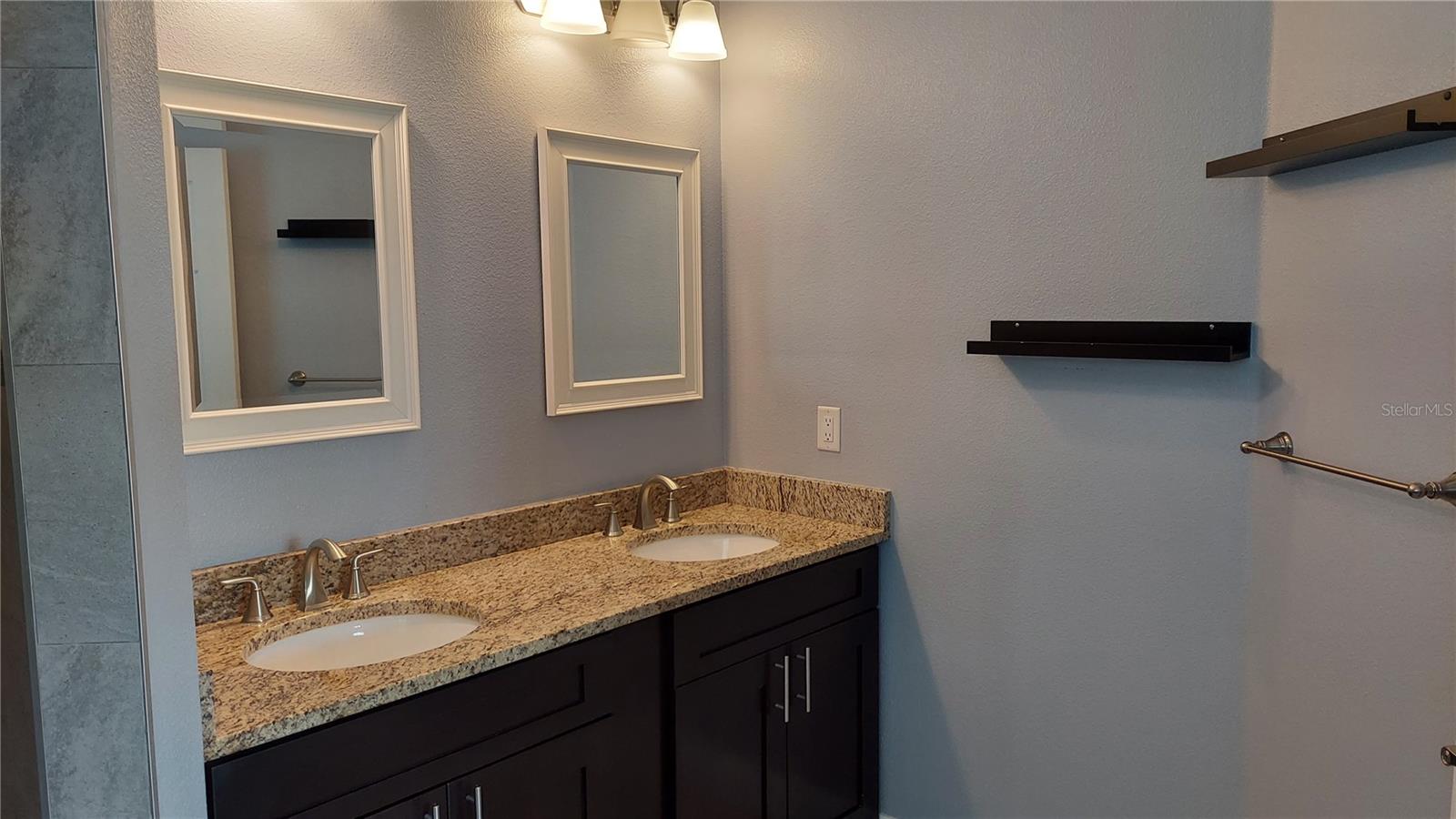 Image 15 of 29 For 12 Princeton Street