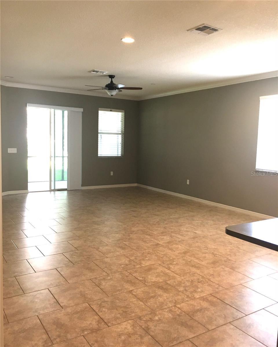 Image 10 of 29 For 11873 Verrazano Dr