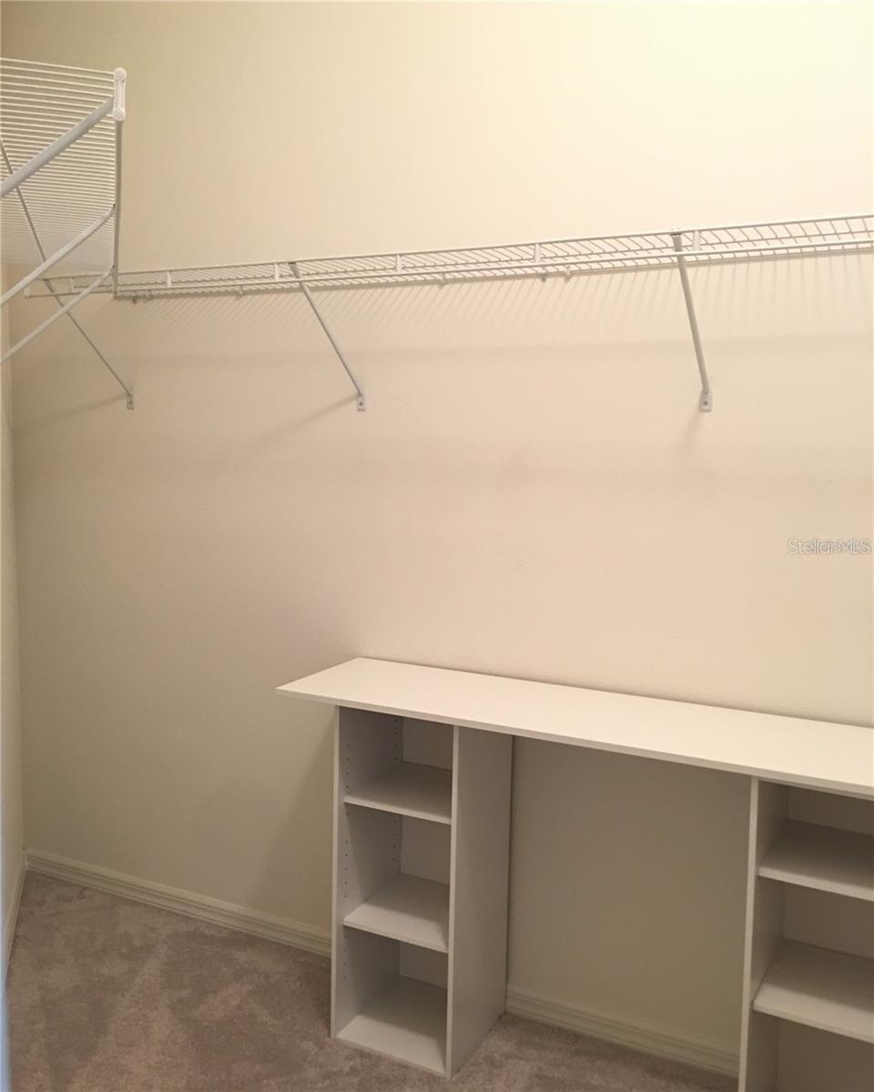 Image 22 of 29 For 11873 Verrazano Dr