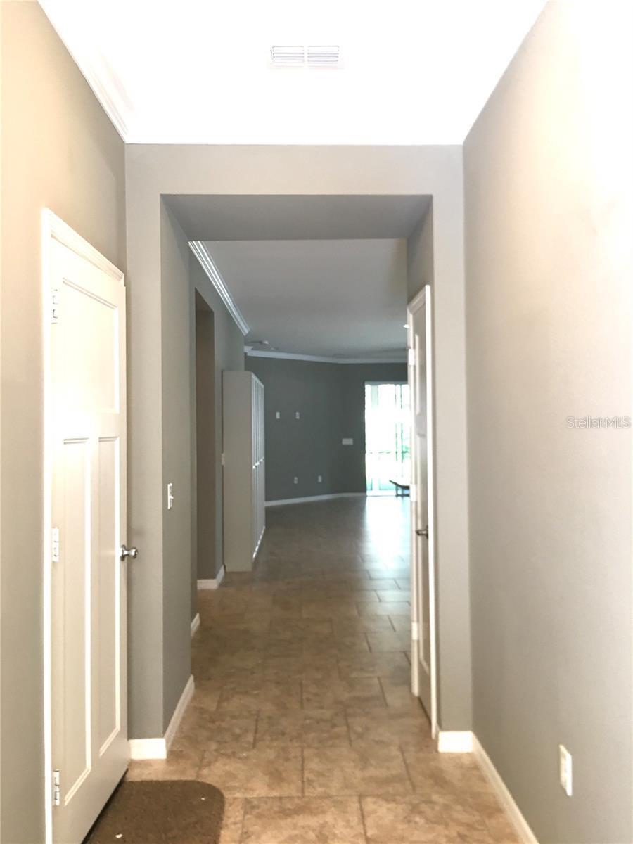 Image 4 of 29 For 11873 Verrazano Dr