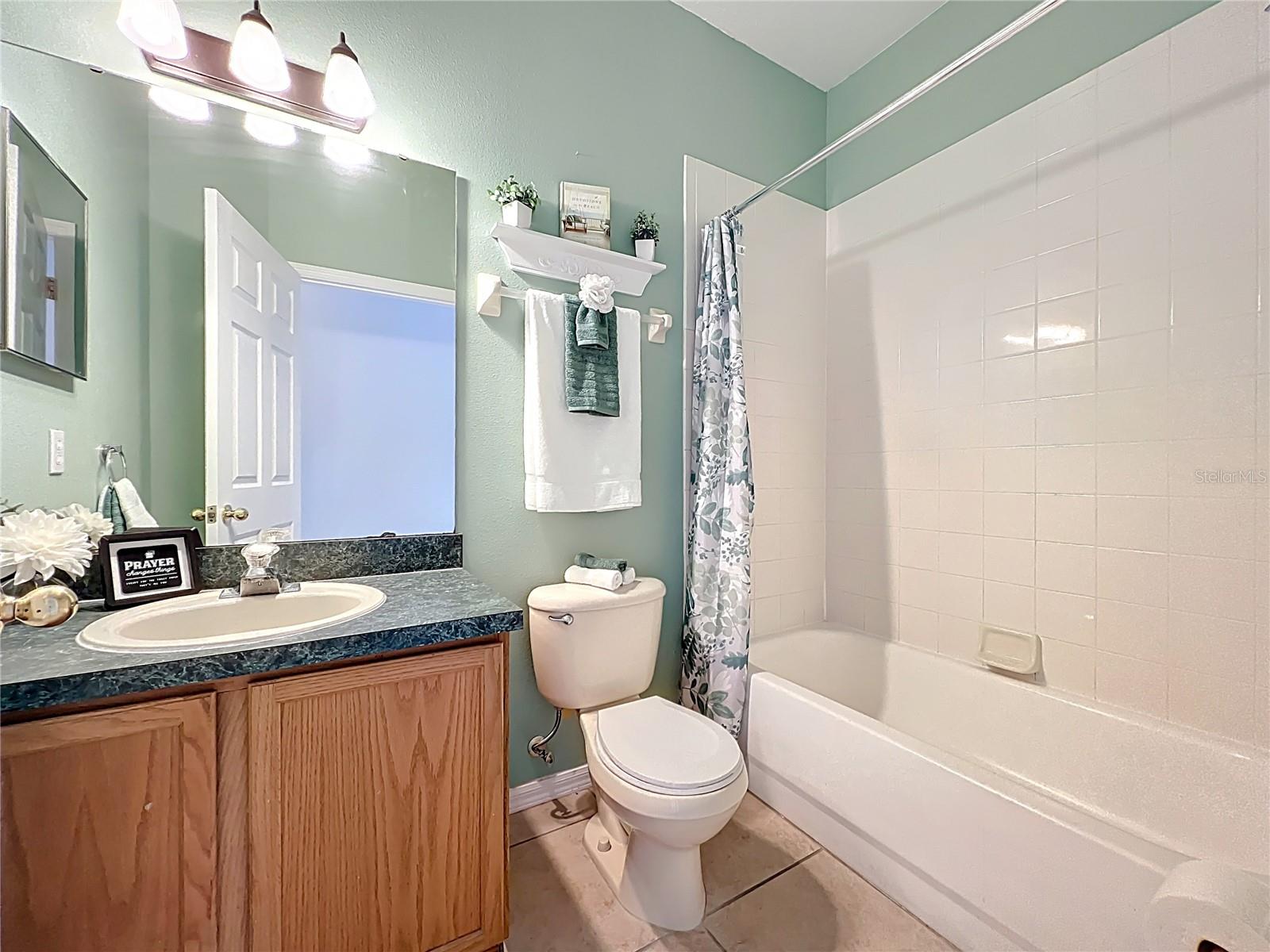 Image 42 of 62 For 14230 Sunriver Avenue