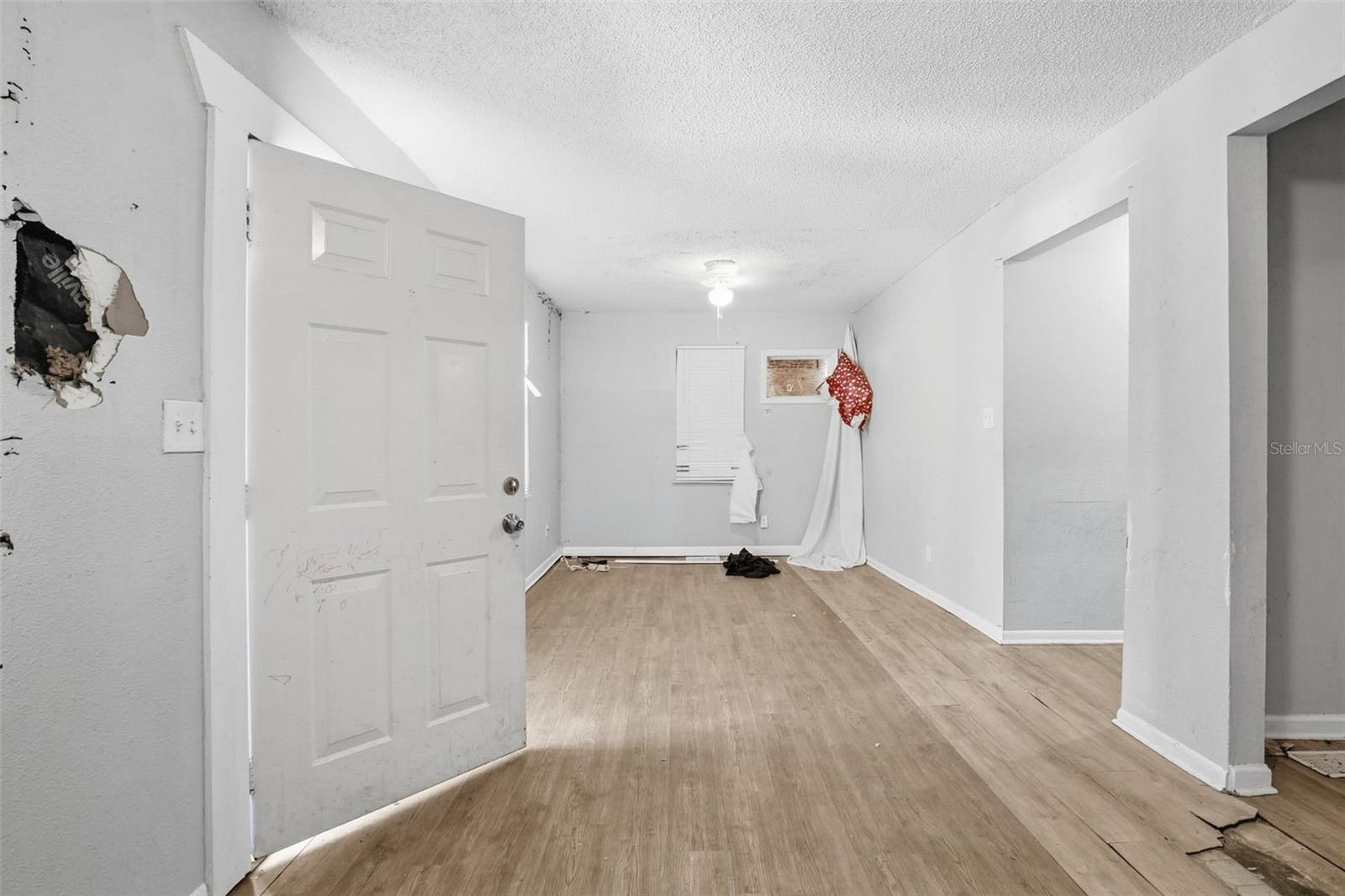 Listing photo id 17 for 1905 Annona Avenue