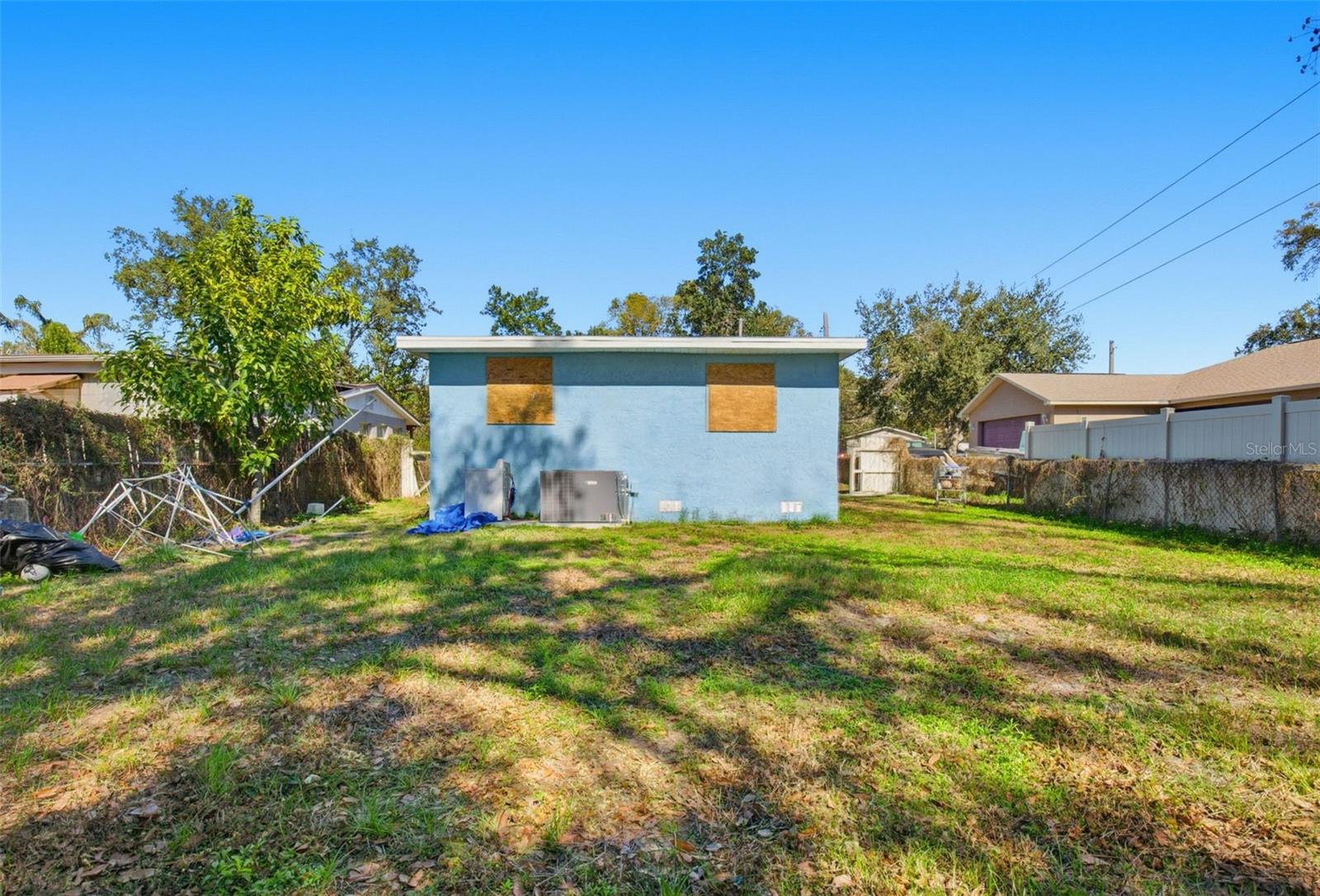 Listing photo id 19 for 1905 Annona Avenue
