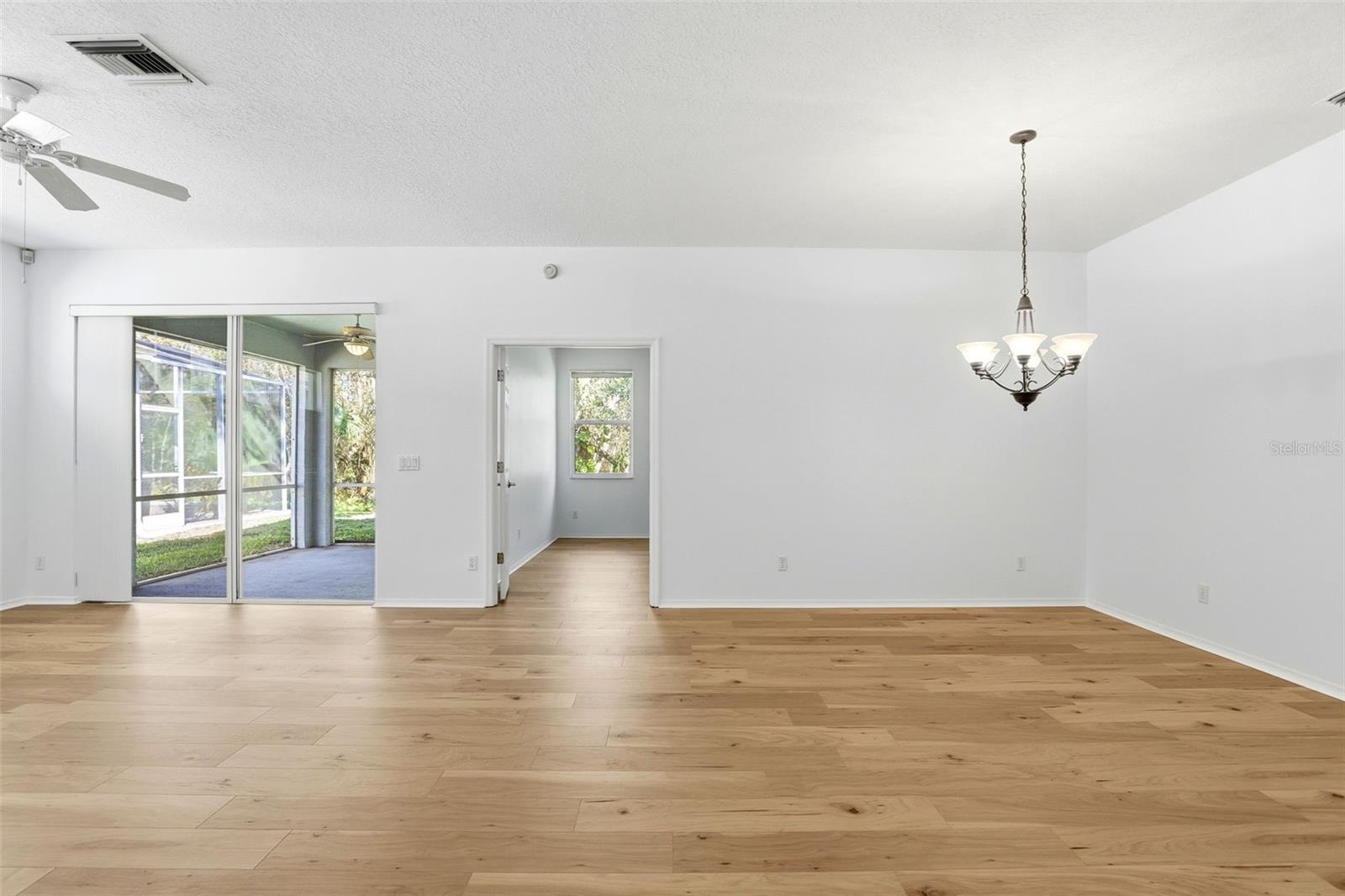 Image 15 of 44 For 104 Redtail Place