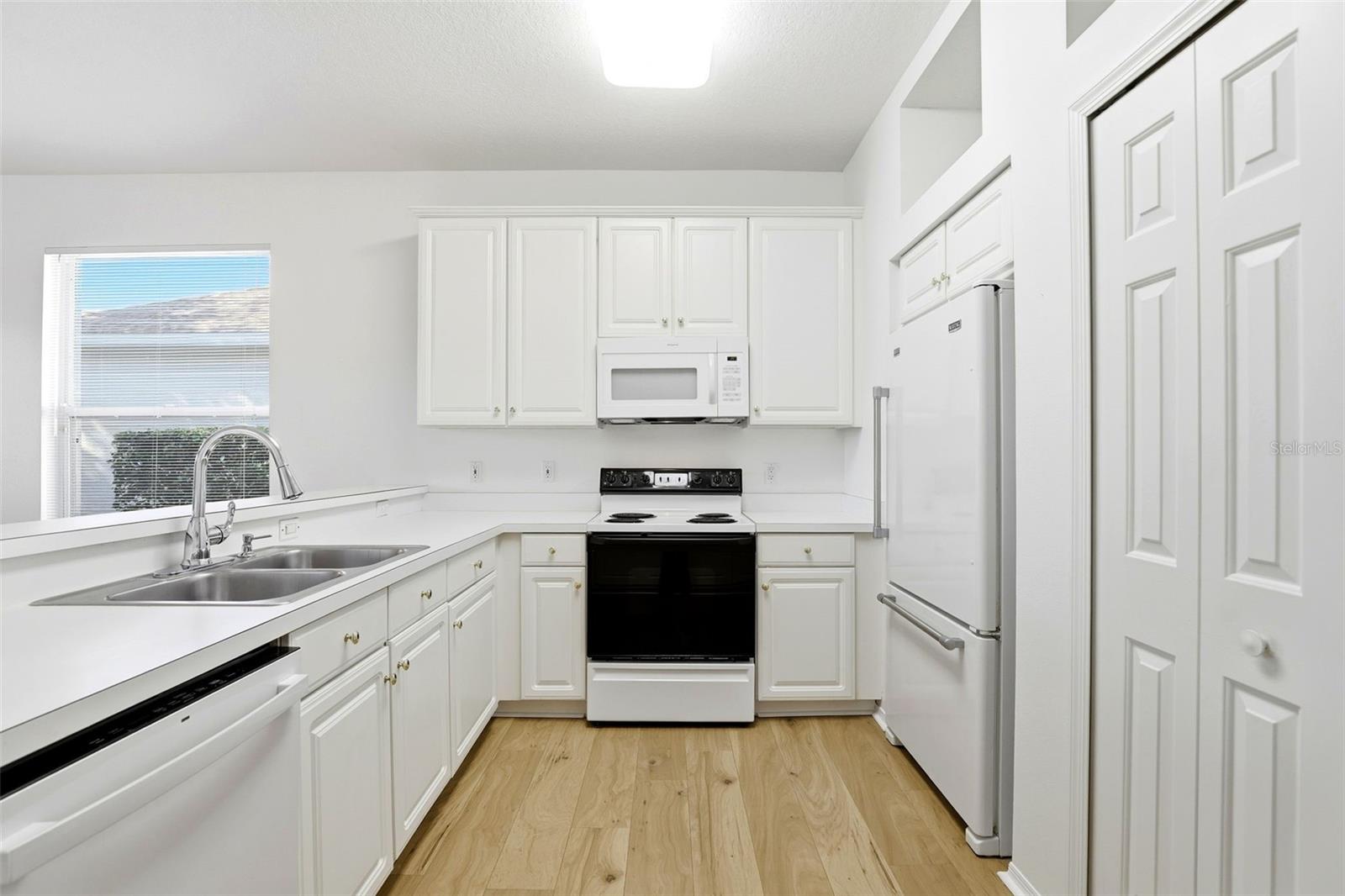 Image 17 of 44 For 104 Redtail Place