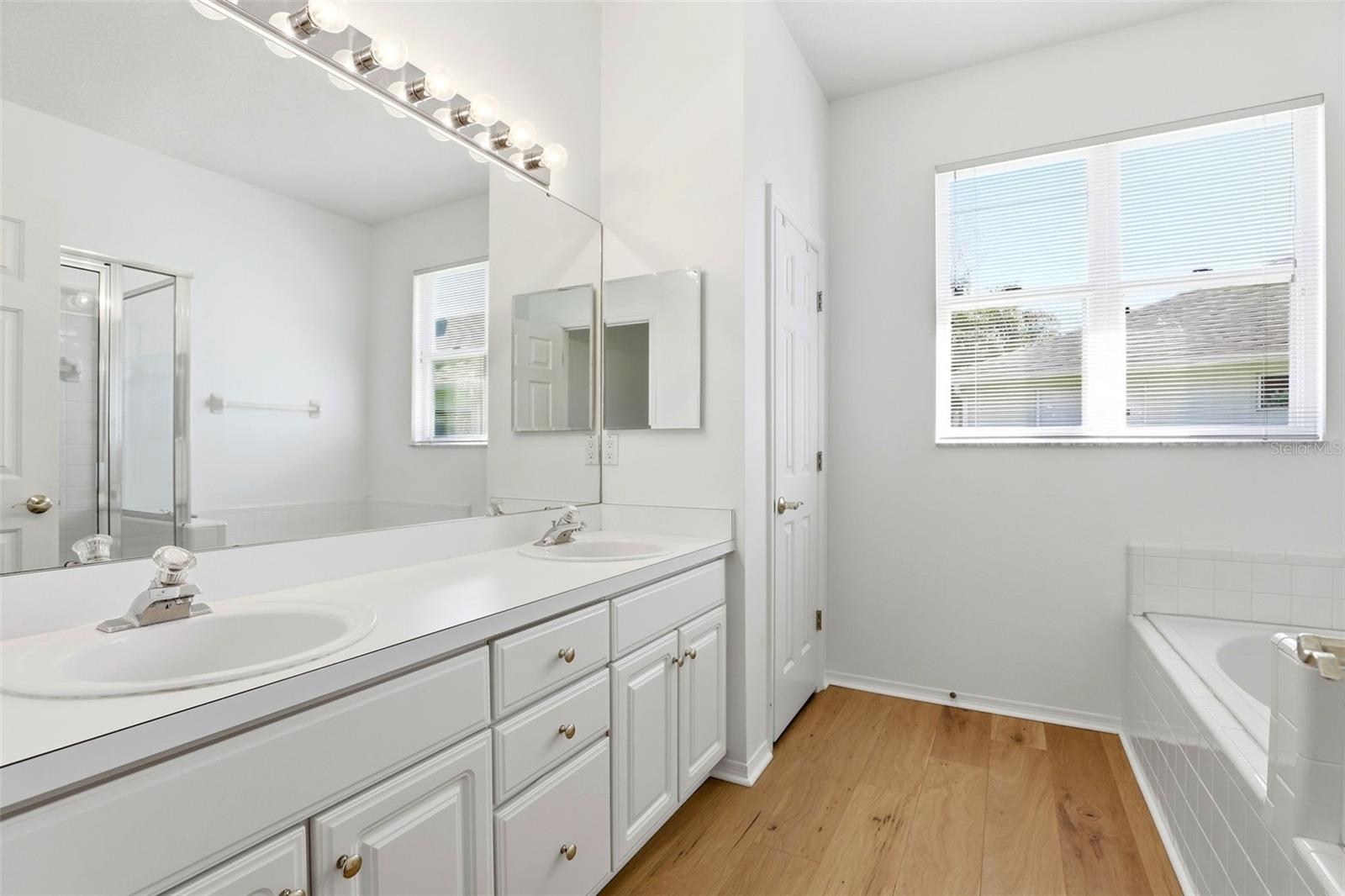 Image 27 of 44 For 104 Redtail Place