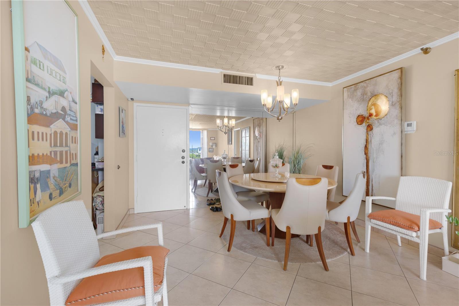 Image 12 of 24 For 290 174 Street 1006