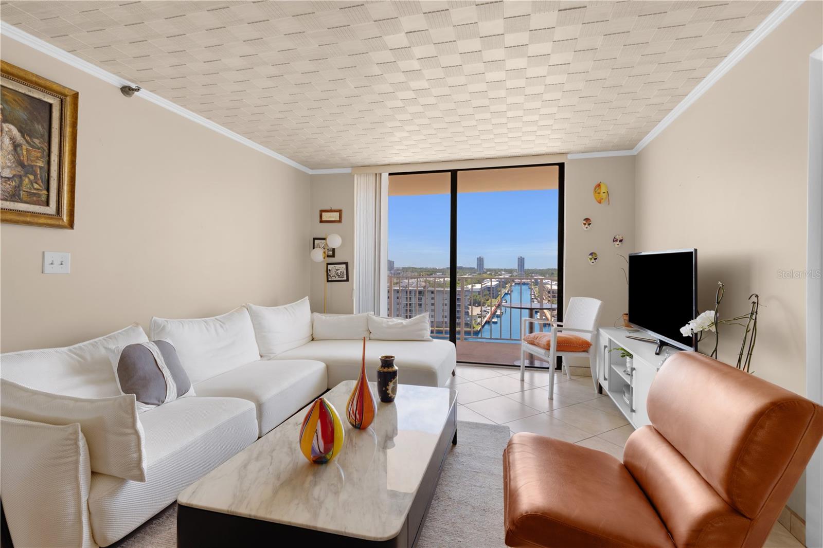 Image 9 of 24 For 290 174 Street 1006