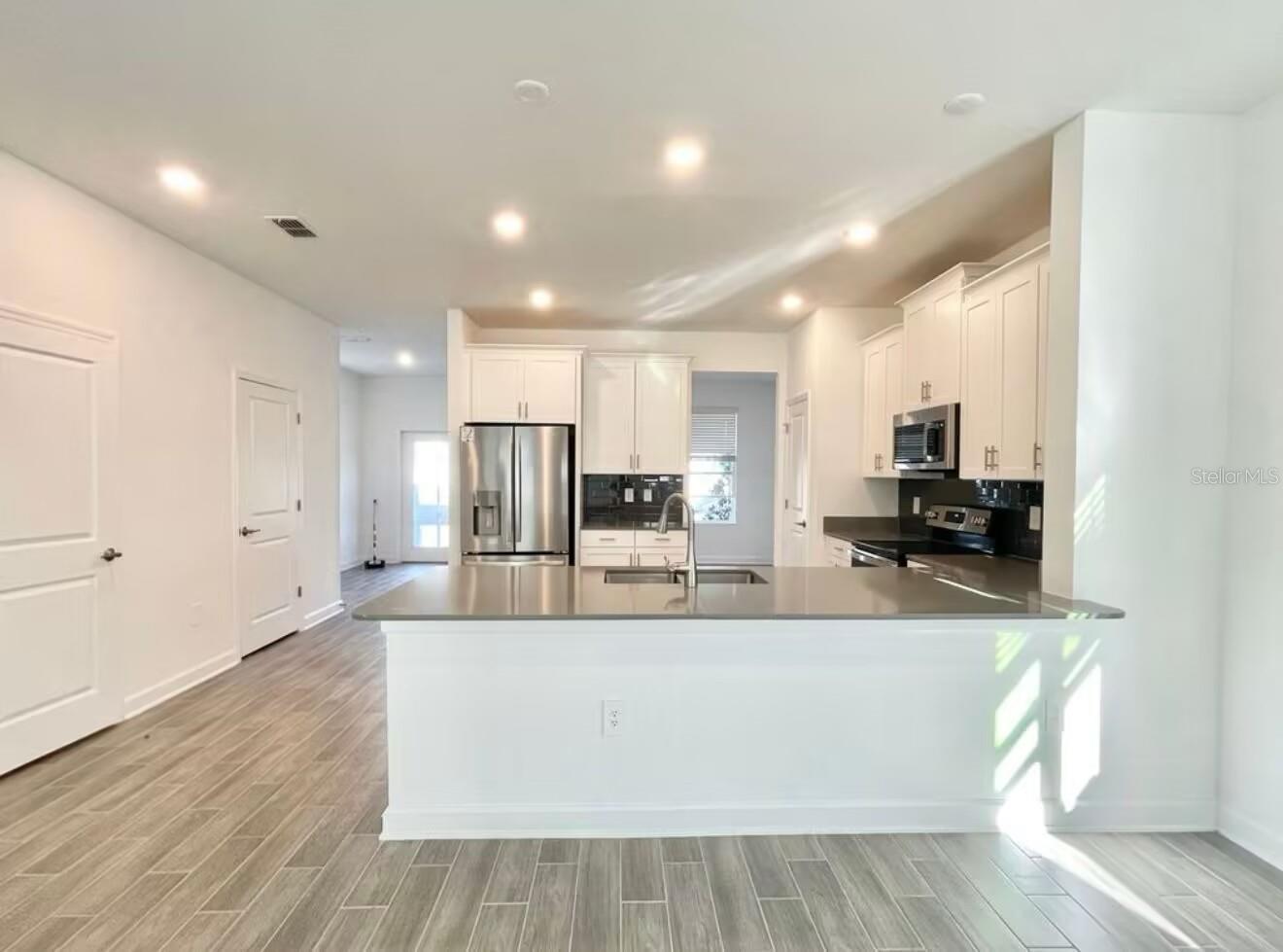 Image 7 of 27 For 11478 Listening Drive