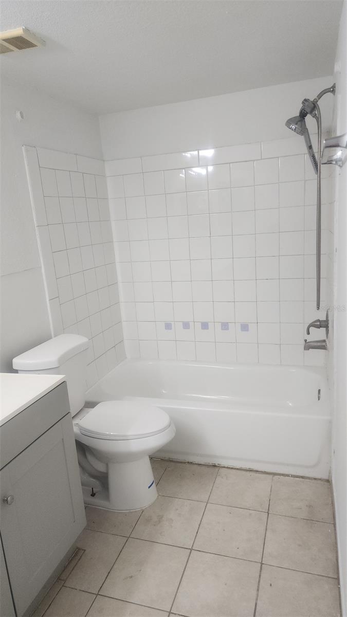 Image 17 of 19 For 5713 Gatlin Avenue 216