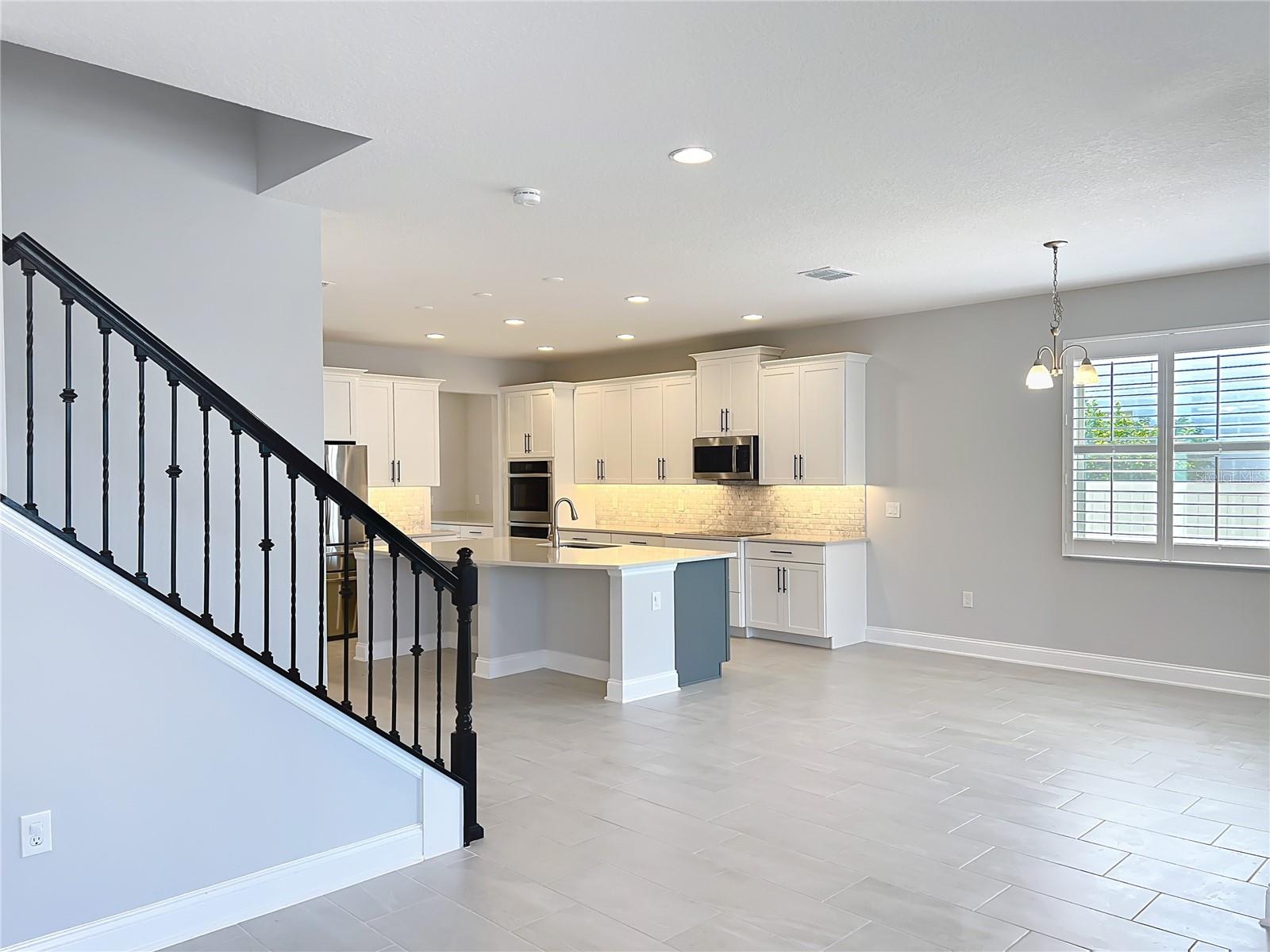 Image 24 of 56 For 13185 Blossom Valley Drive