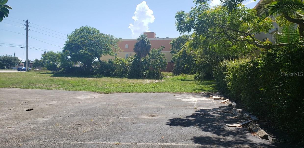 Image 7 of 11 For 600 Atlantic Boulevard