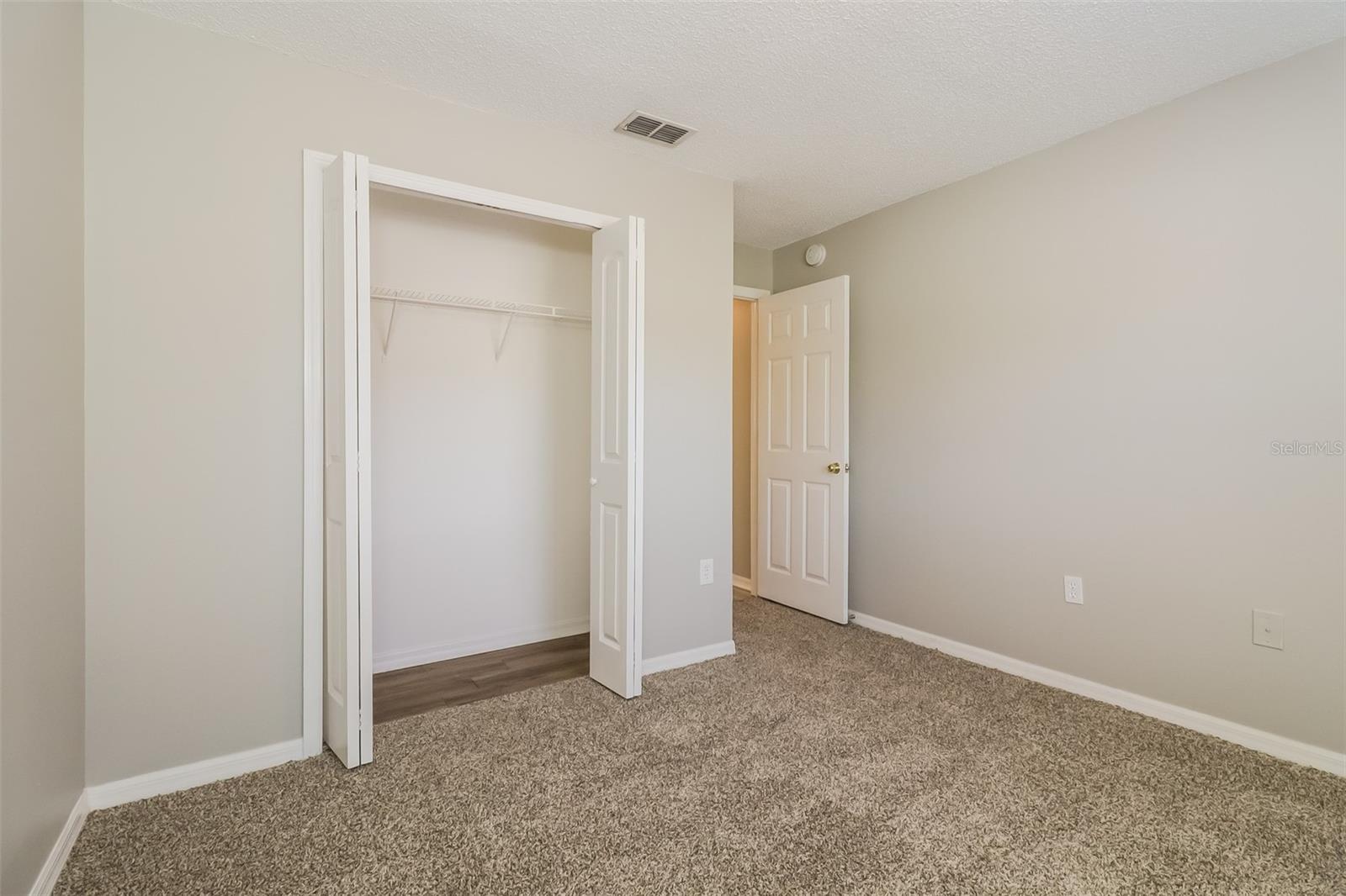 Image 13 of 21 For 7141 Sandywood Court