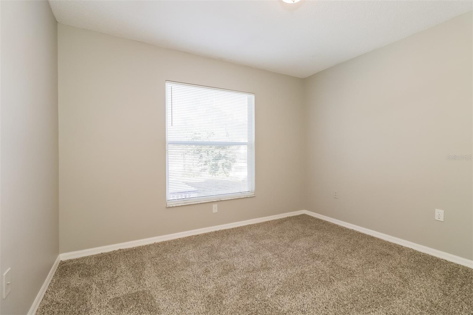 Image 14 of 21 For 7141 Sandywood Court