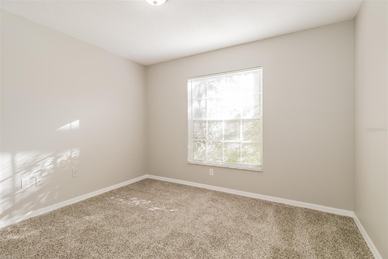 Image 15 of 21 For 7141 Sandywood Court