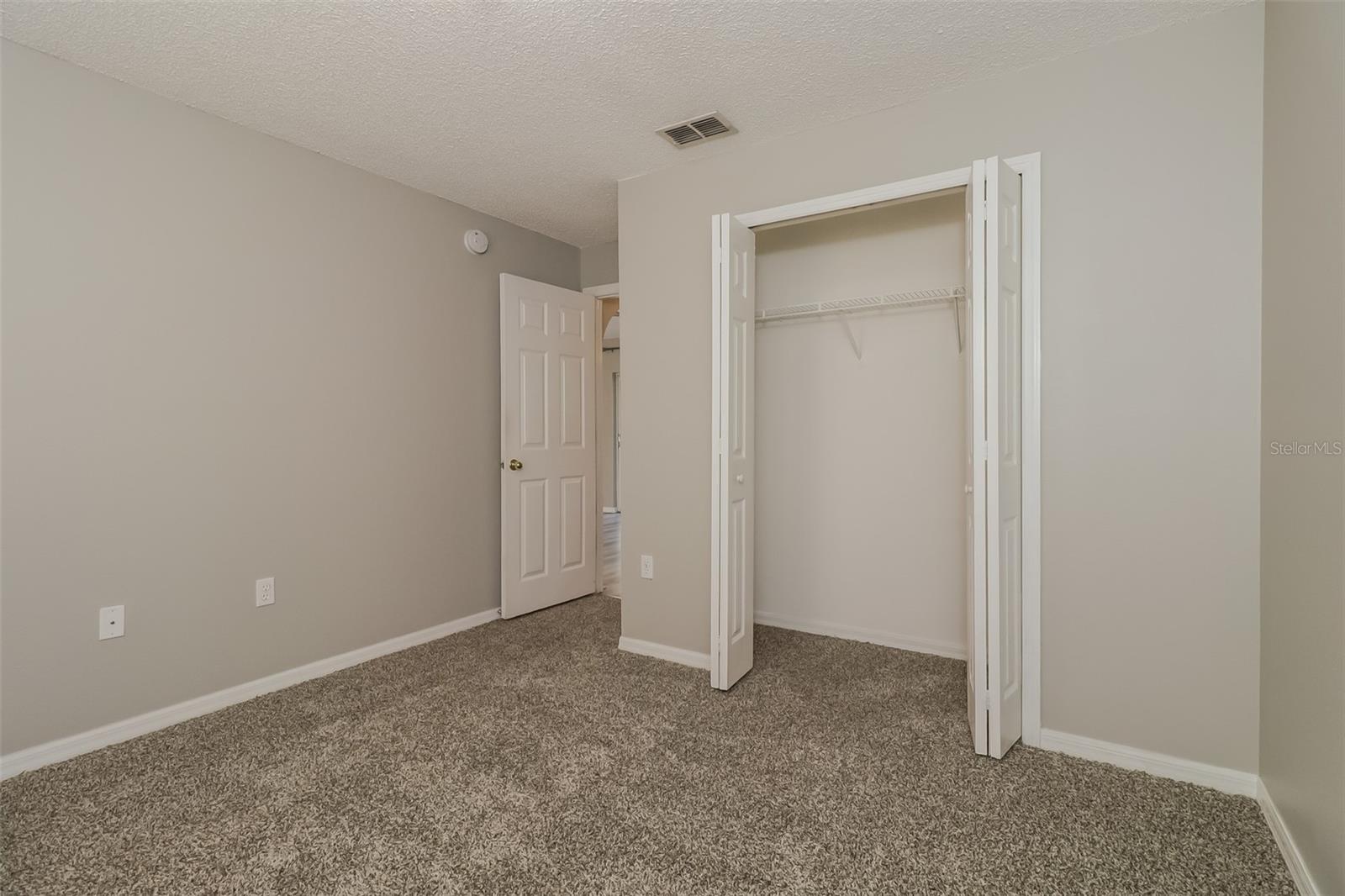 Image 16 of 21 For 7141 Sandywood Court