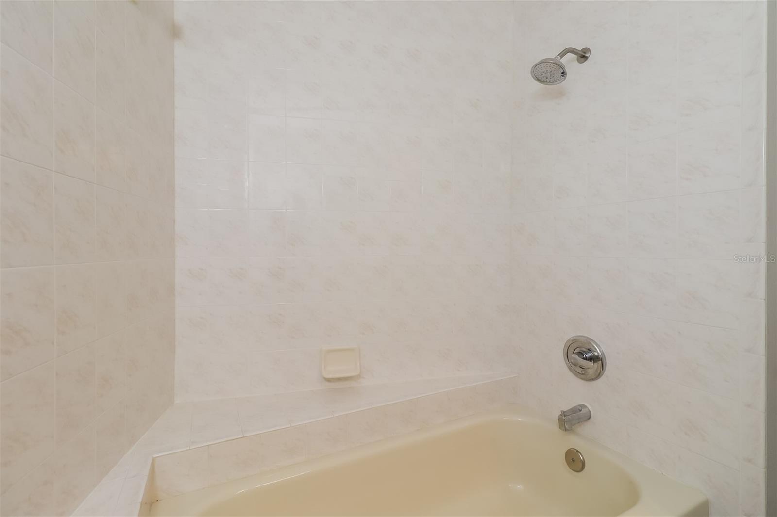 Image 17 of 21 For 7141 Sandywood Court