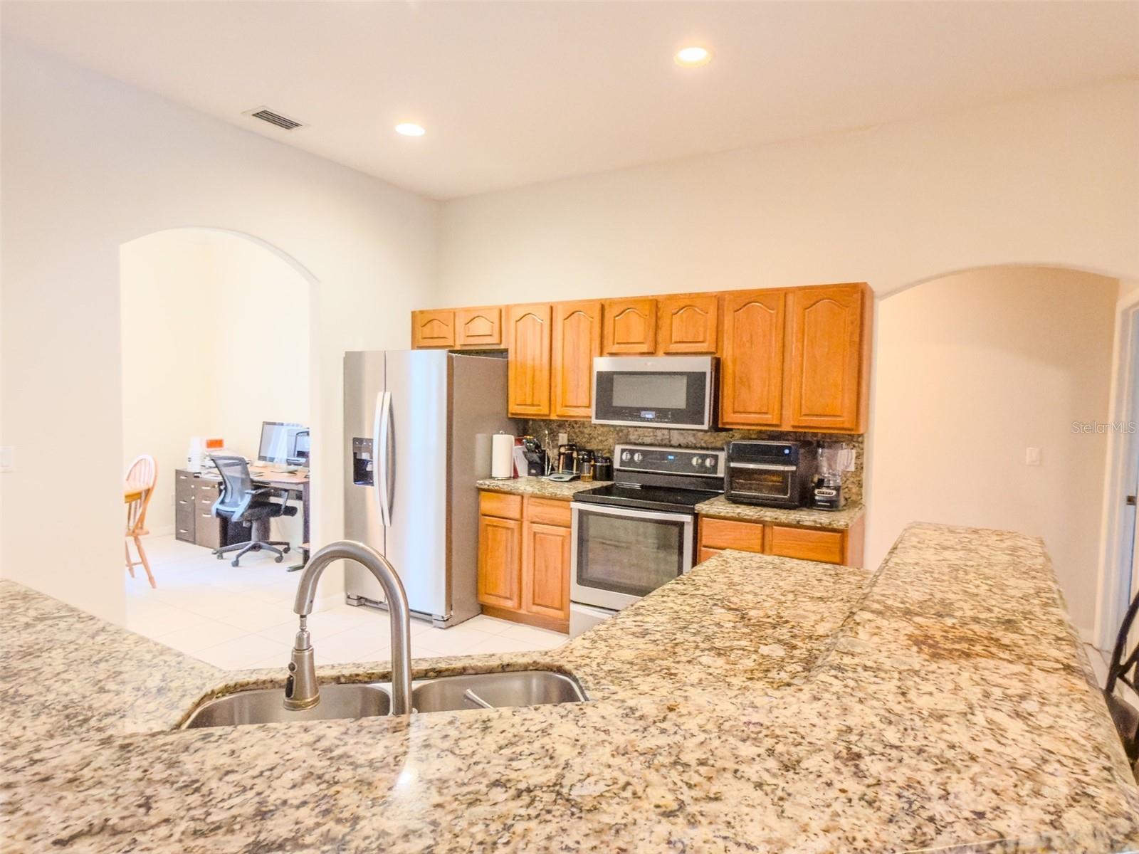 Image 14 of 55 For 4 Weston Road