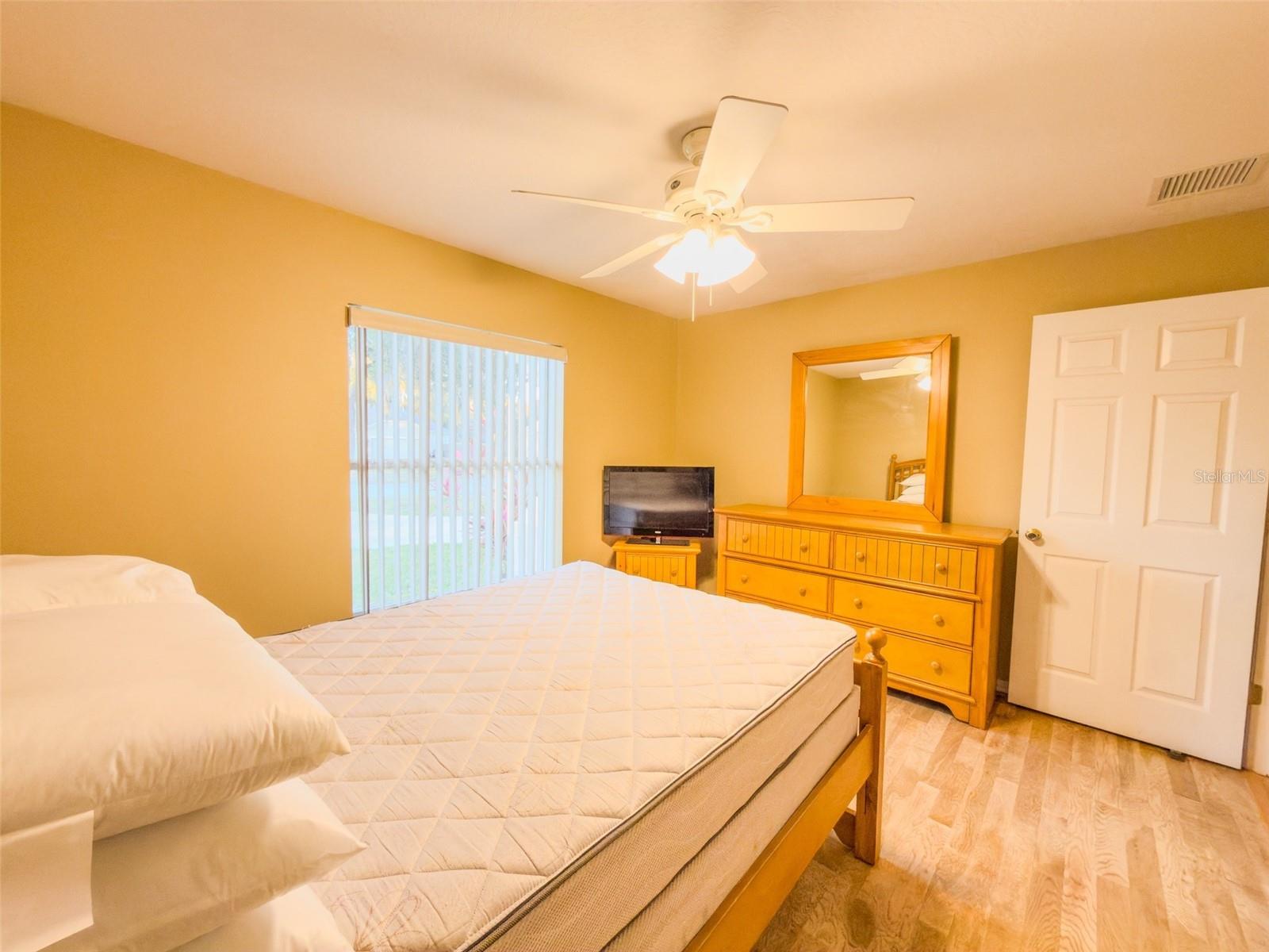 Image 47 of 55 For 4 Weston Road