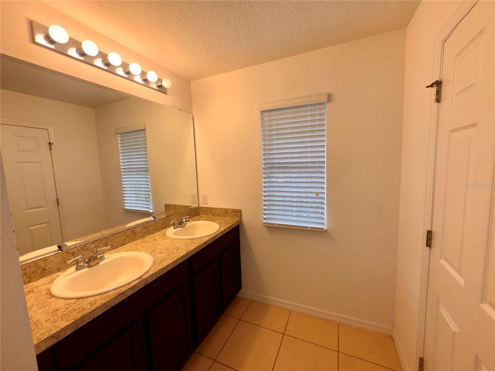 Listing photo id 20 for 2896 Tanzanite Terrace