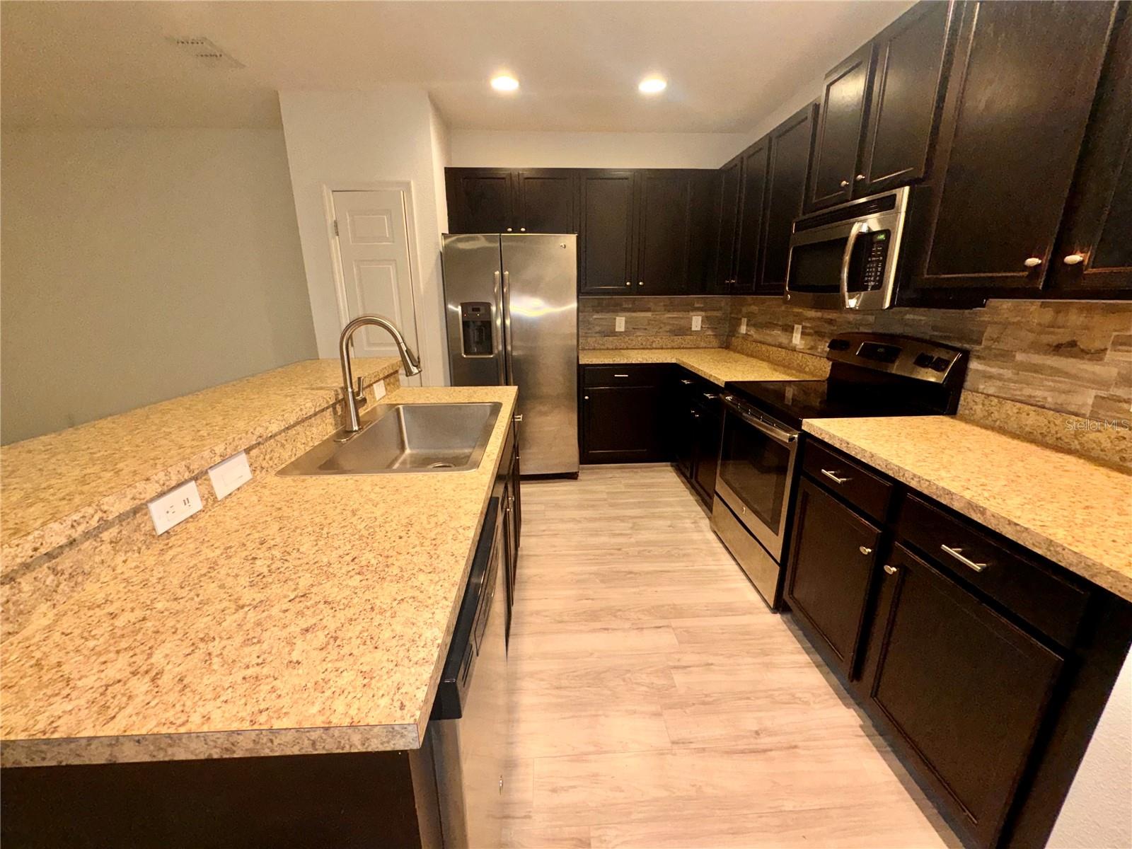 Listing photo id 7 for 2896 Tanzanite Terrace