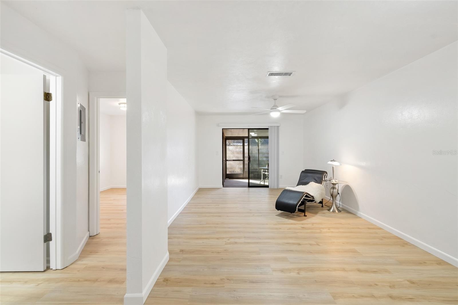 Image 11 of 35 For 3414 53rd Terrace