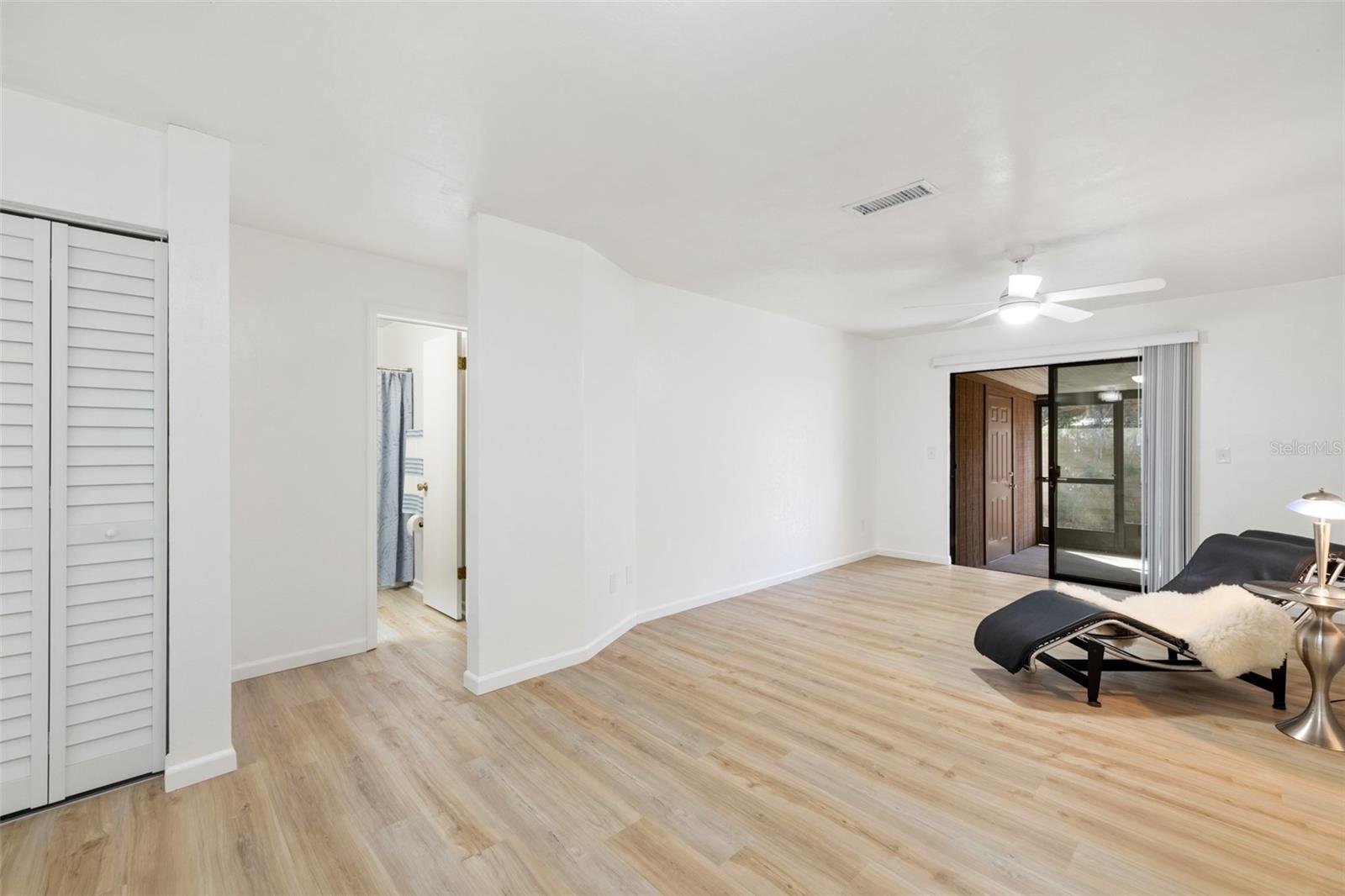 Image 12 of 35 For 3414 53rd Terrace