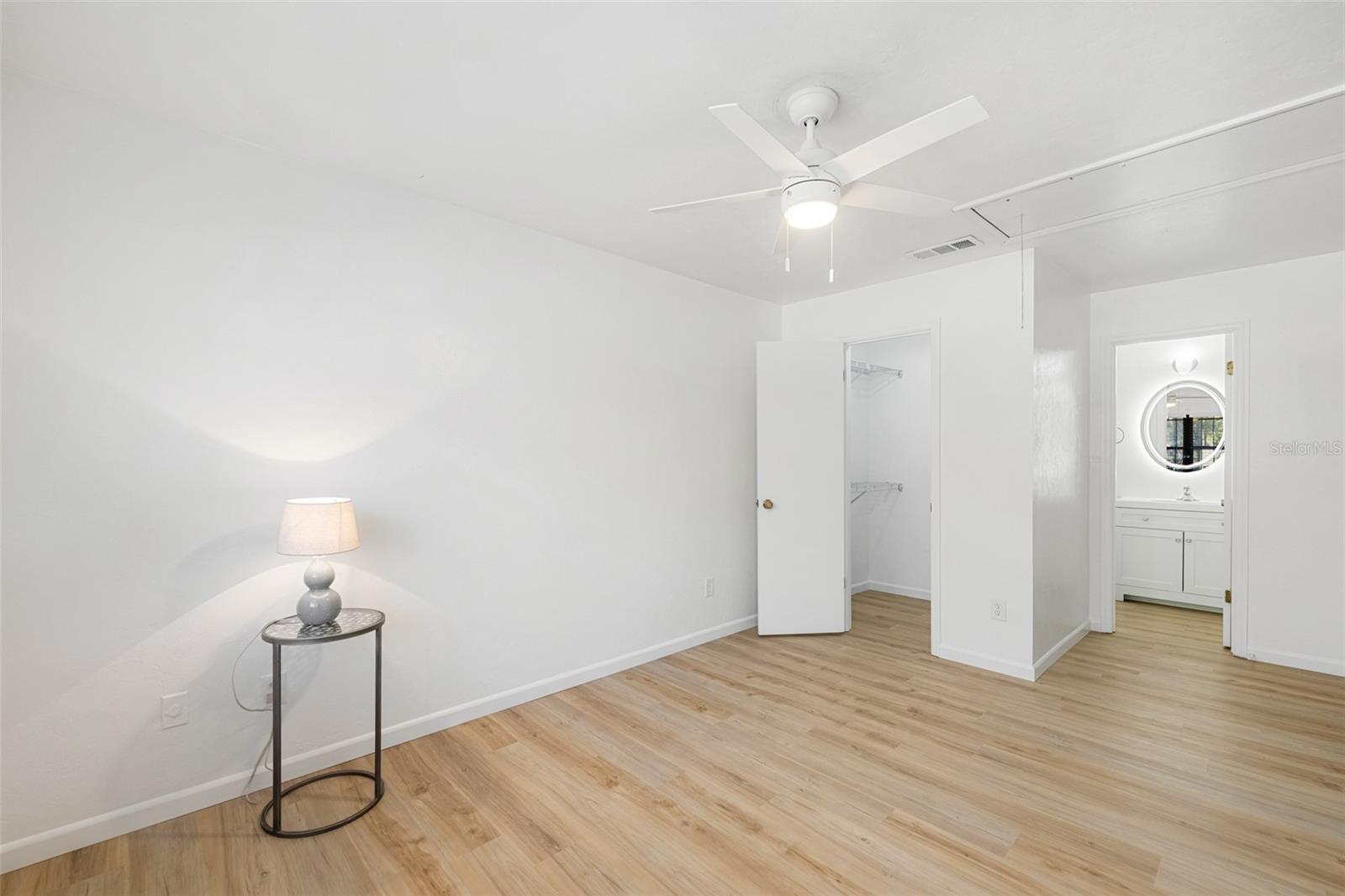 Image 15 of 35 For 3414 53rd Terrace