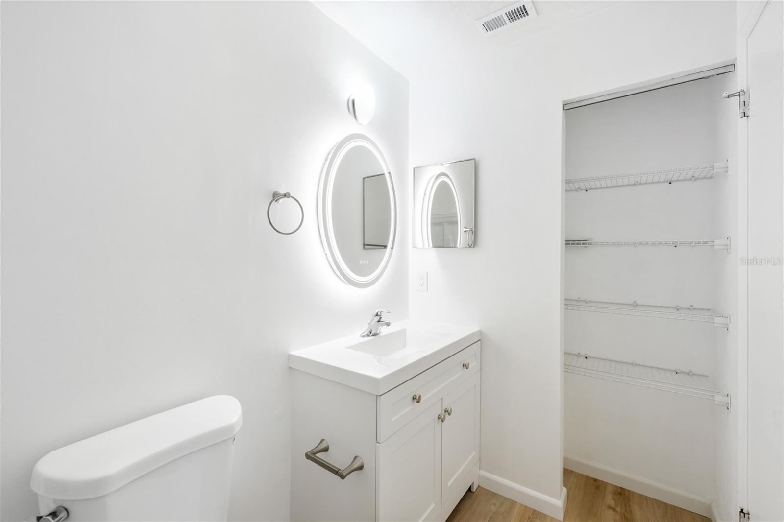 Image 17 of 35 For 3414 53rd Terrace