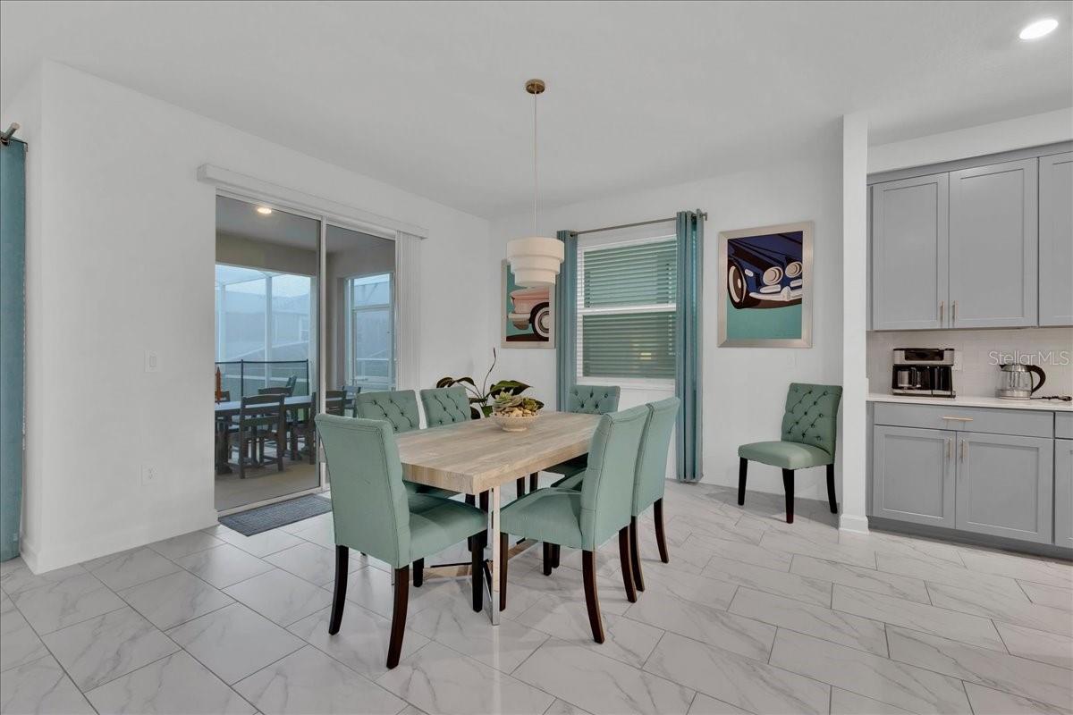 Image 4 of 31 For 9239 Sommerset Hills Drive