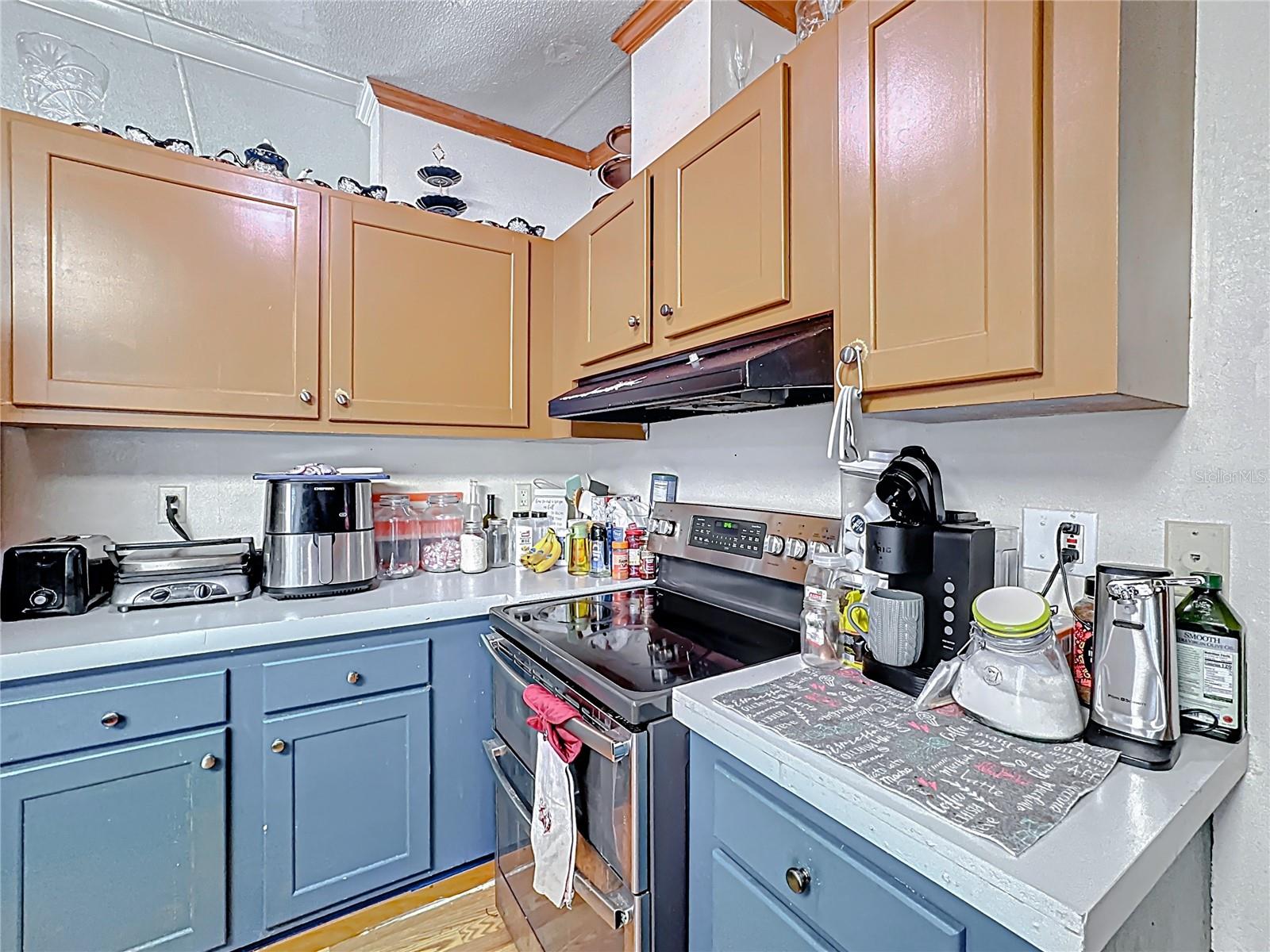 Image 10 of 28 For 9365 Denver Drive