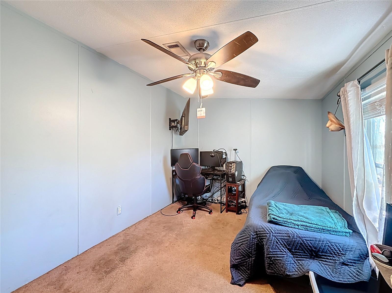 Image 18 of 28 For 9365 Denver Drive