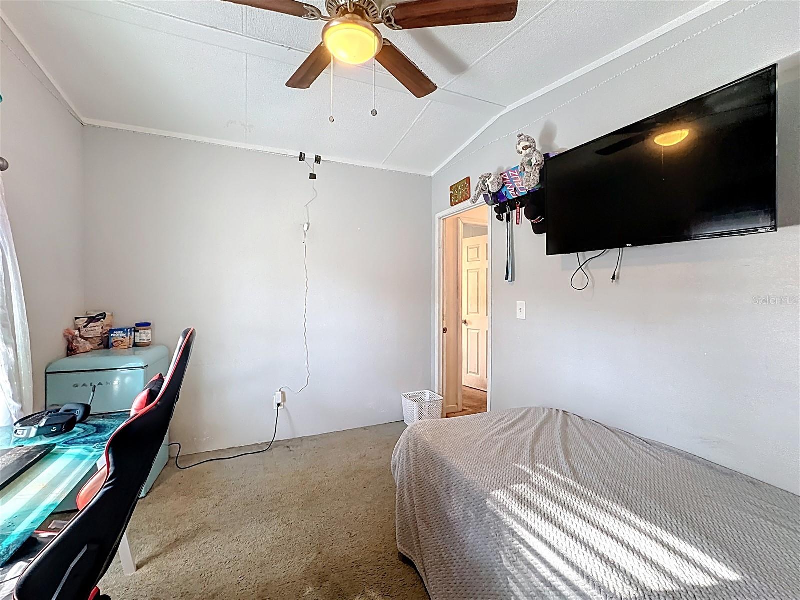 Image 19 of 28 For 9365 Denver Drive