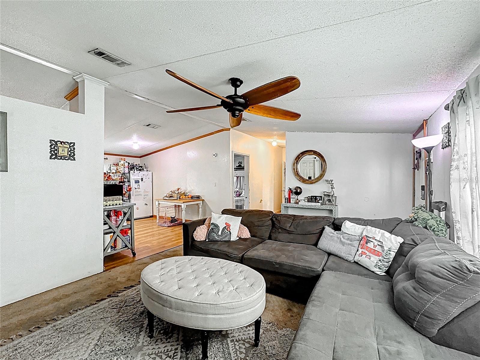 Image 4 of 28 For 9365 Denver Drive