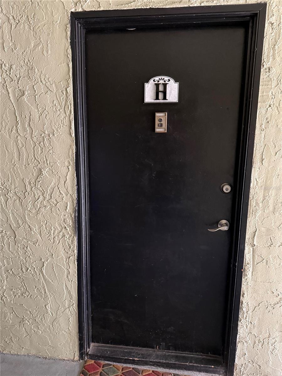 Image 2 of 17 For 940 Lake Destiny Road H