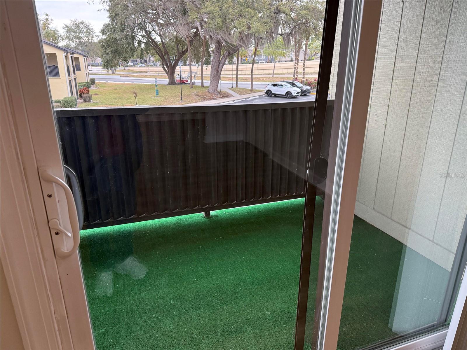 Image 4 of 17 For 940 Lake Destiny Road H