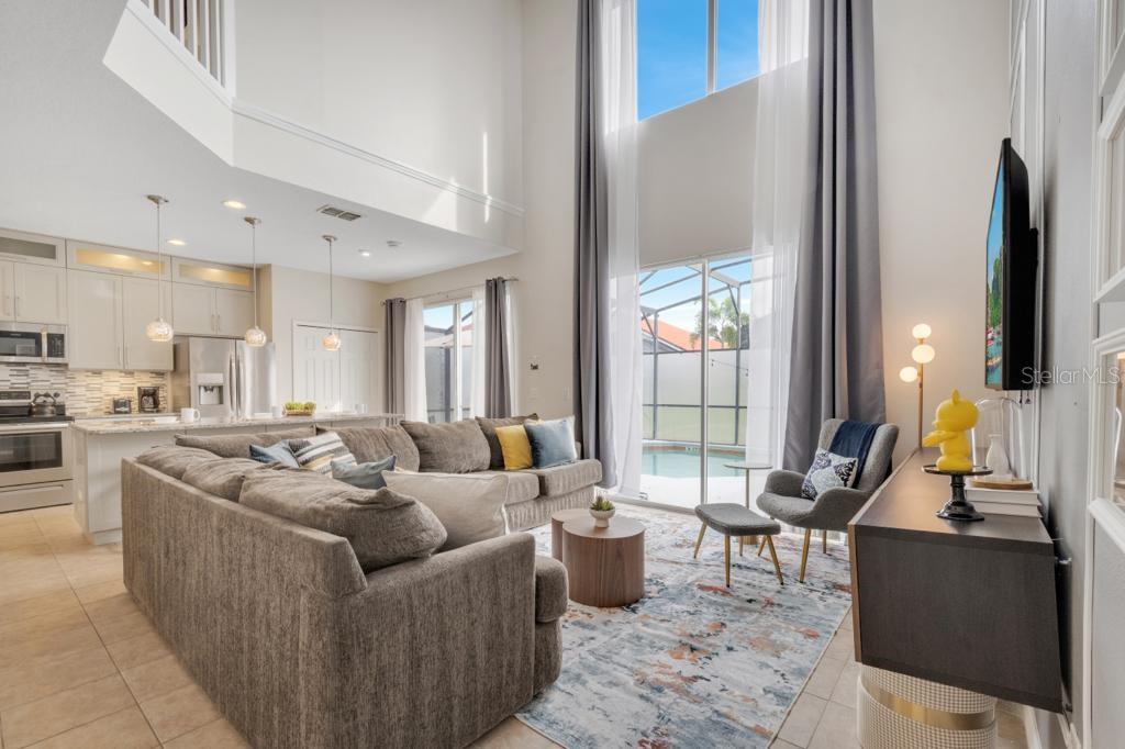 Image 24 of 84 For 162 Cordova Avenue