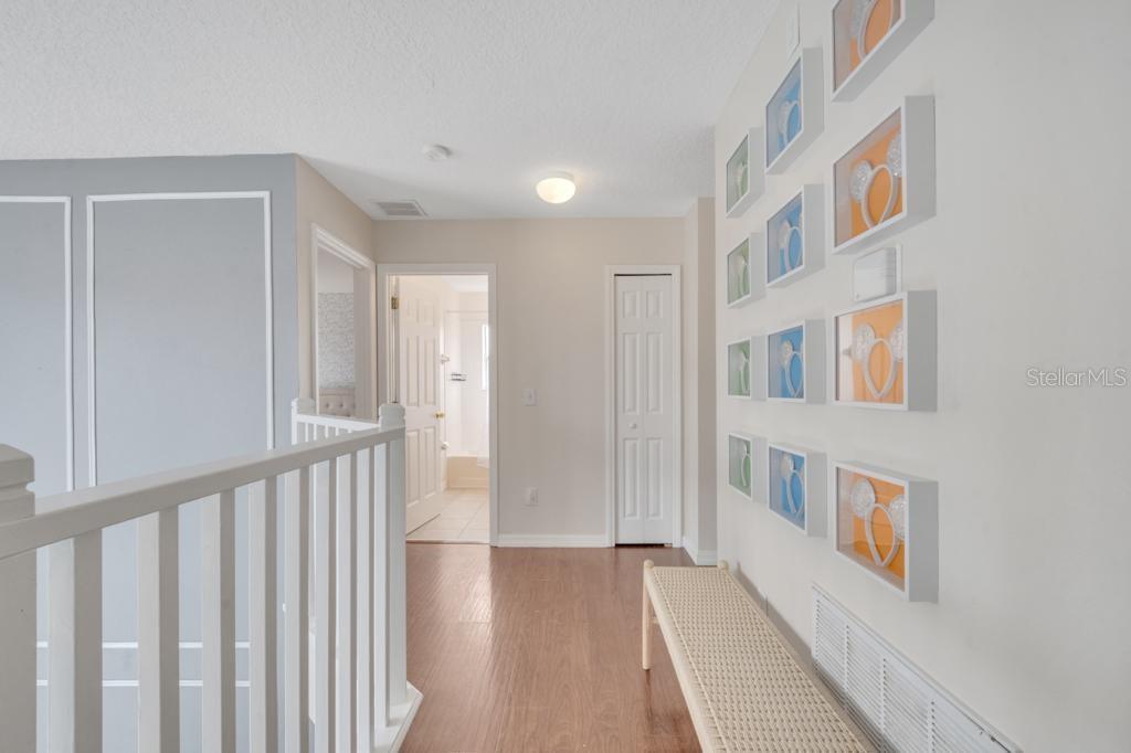 Image 40 of 84 For 162 Cordova Avenue