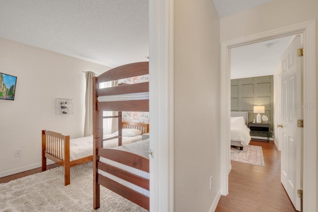 Image 47 of 84 For 162 Cordova Avenue