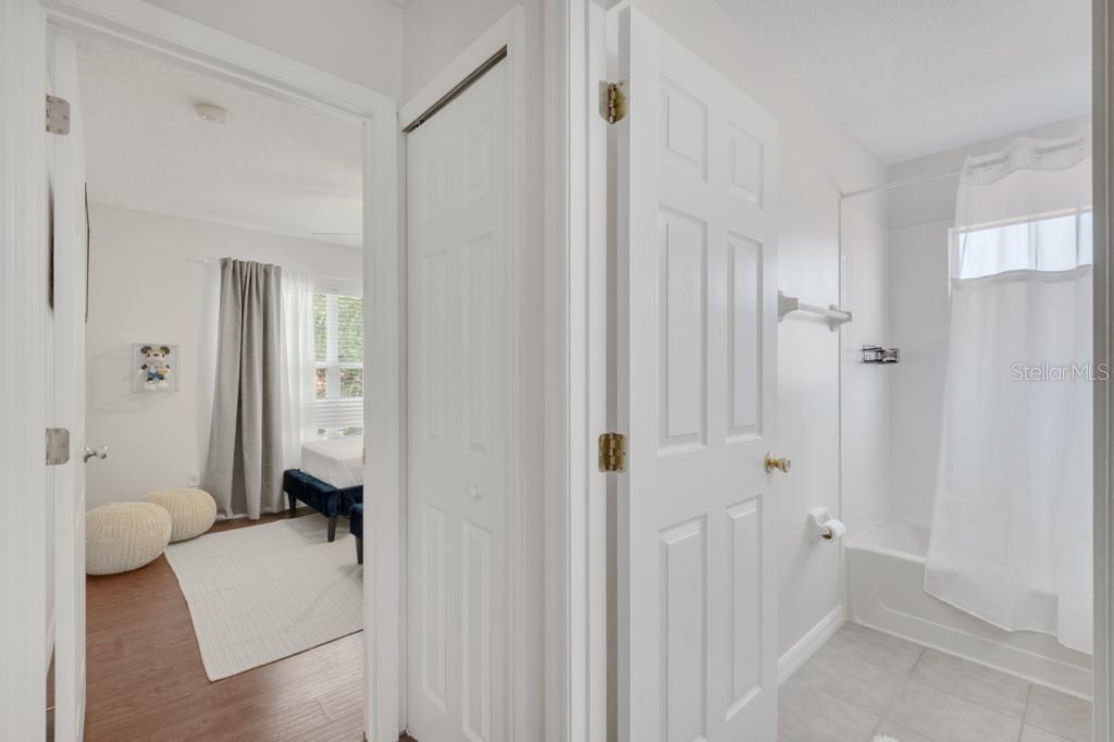 Image 64 of 84 For 162 Cordova Avenue