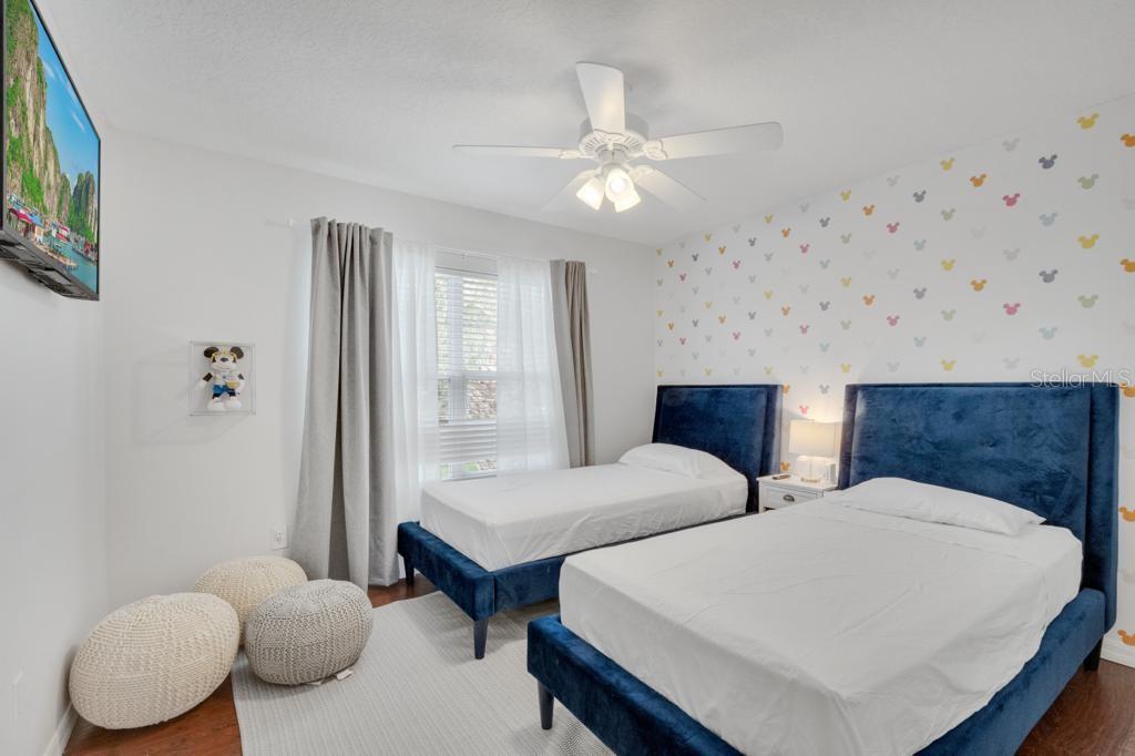 Image 66 of 84 For 162 Cordova Avenue