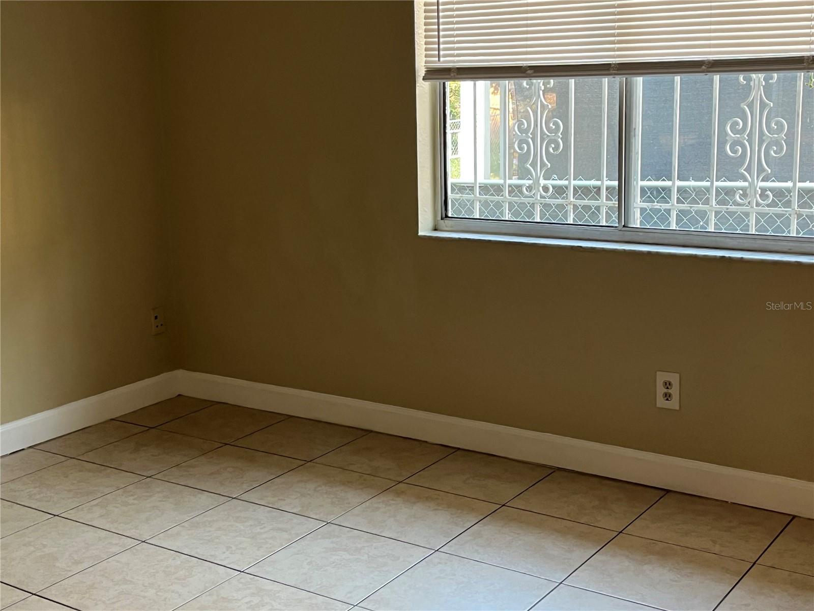 Image 11 of 19 For 4407 Signal Hill Road