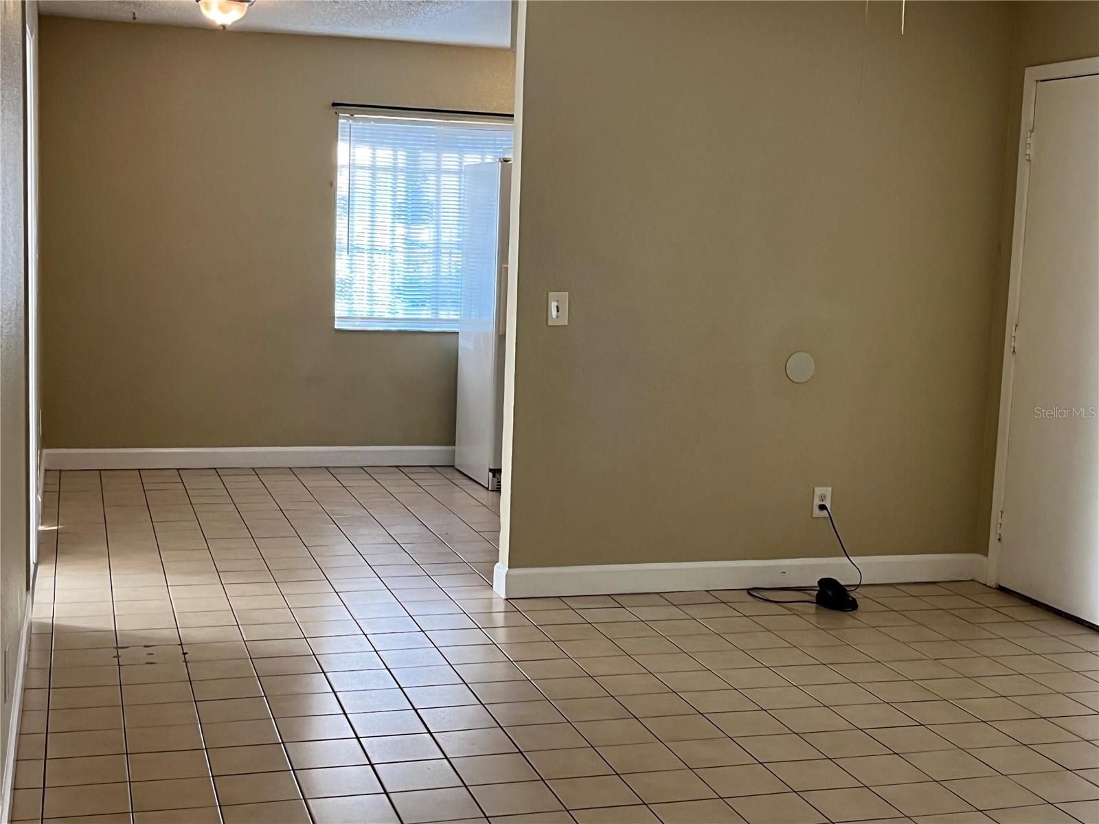 Image 3 of 19 For 4407 Signal Hill Road