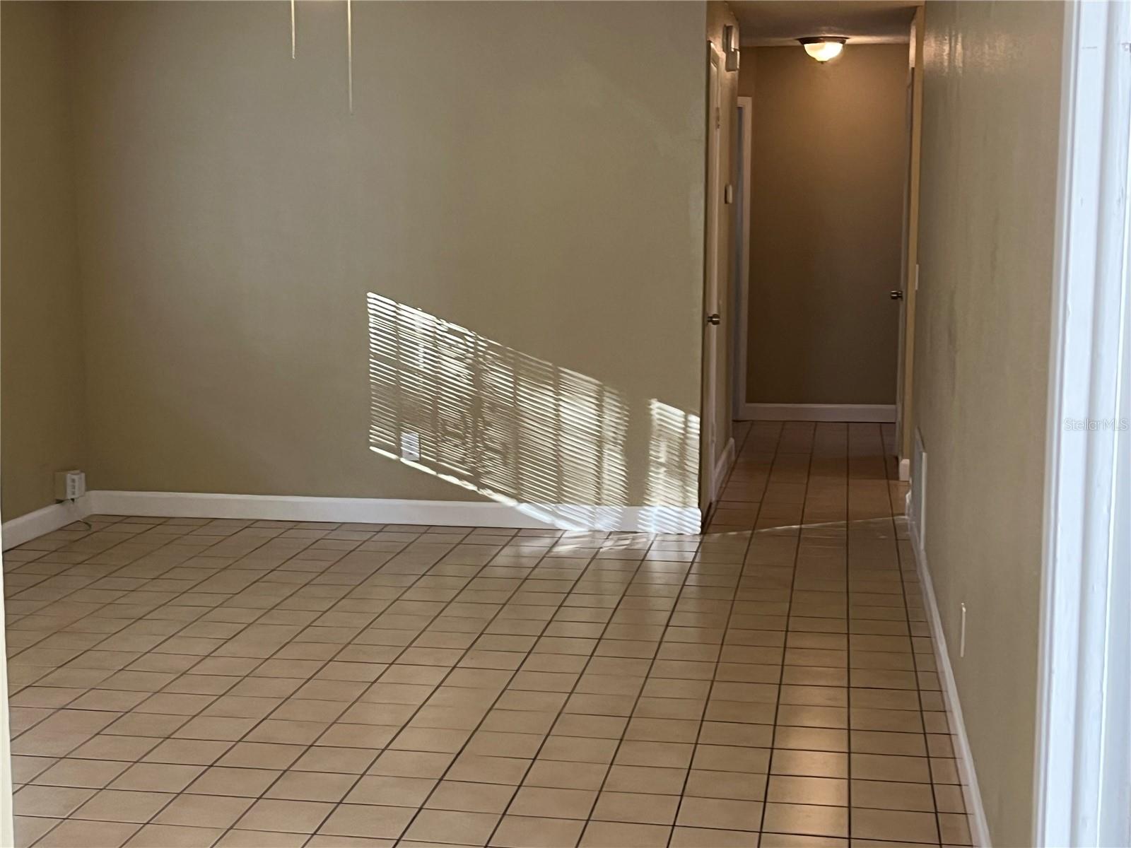 Image 7 of 19 For 4407 Signal Hill Road