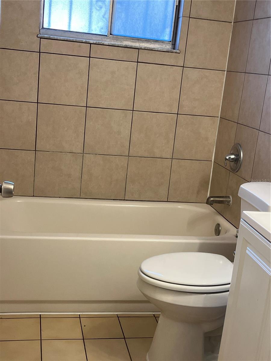 Image 8 of 19 For 4407 Signal Hill Road