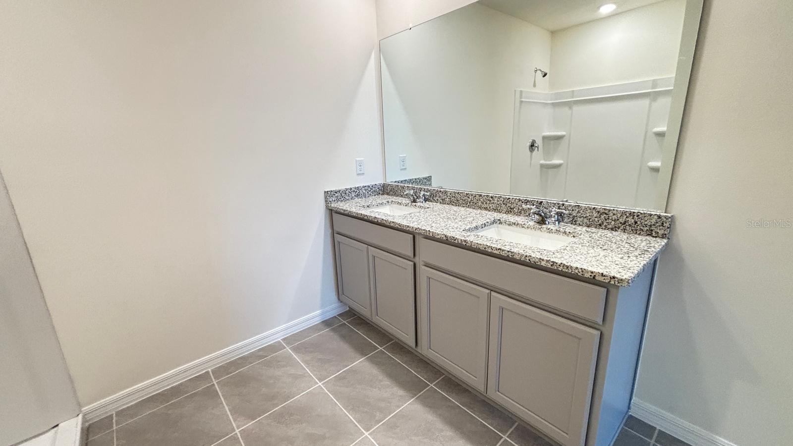 Image 23 of 39 For 914 Princess Sabal Point