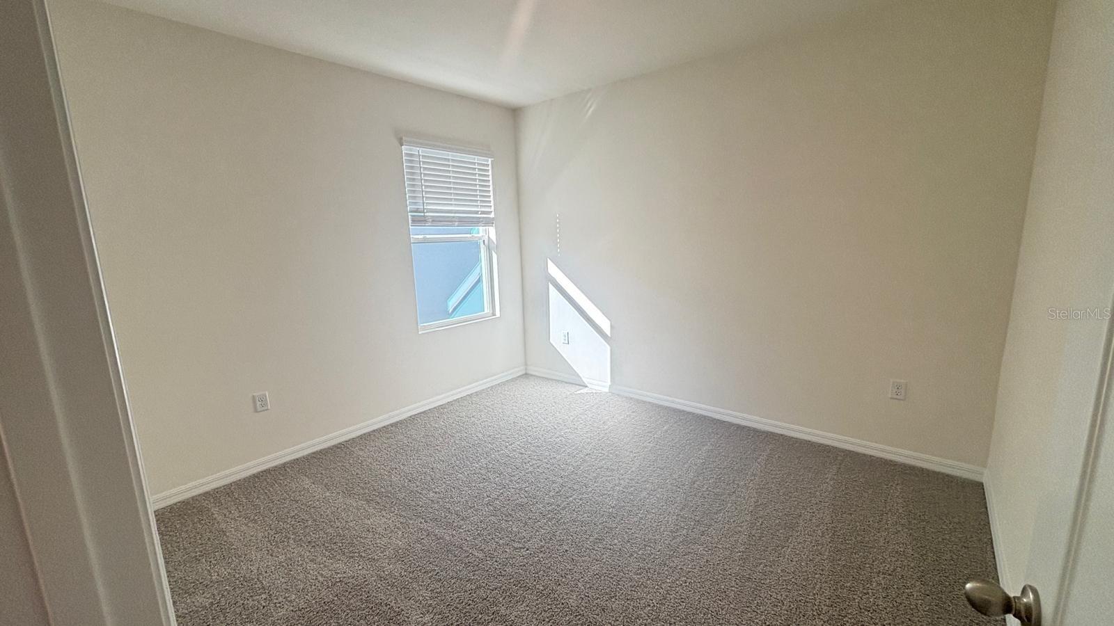 Image 33 of 39 For 914 Princess Sabal Point