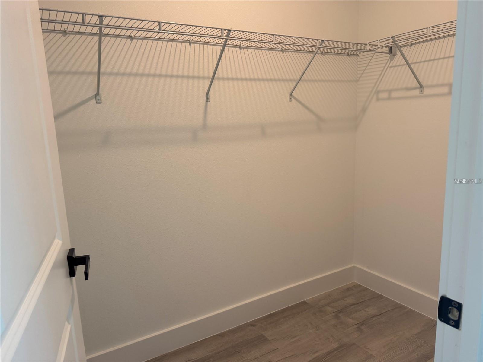 Image 7 of 11 For 2019 W Hamshire Blvd