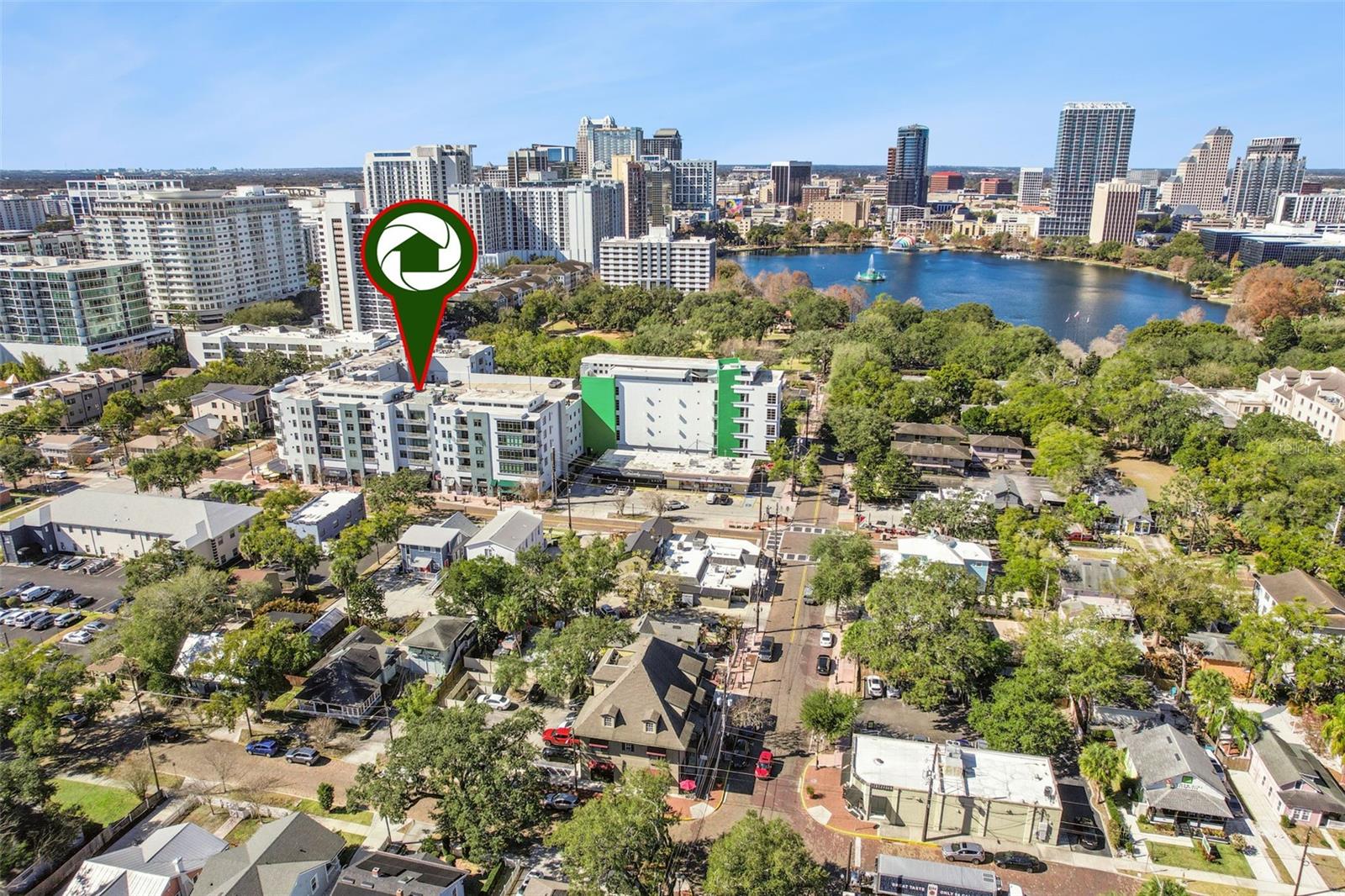 Image 30 of 32 For 10 Summerlin Avenue 13